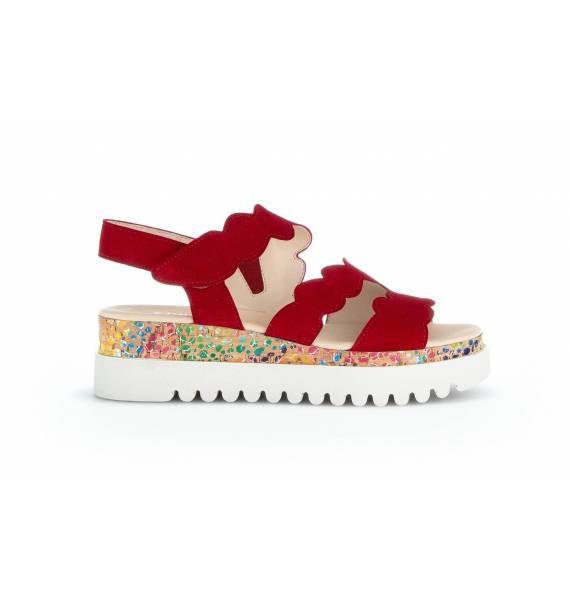 sandales-rouges-en-cuir